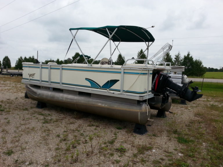 Used Pontoon Boats Ontario | OCP Boats | Ingersoll Ontario