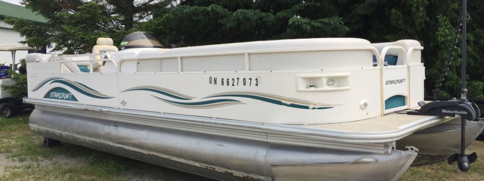 2004 24′ StarCraft Pontoon with Electric Trolling Motor