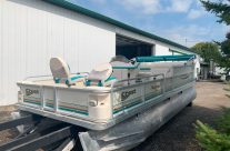 2003 20′ Crest Fish Pontoon 60hp Johnson 4-Stroke